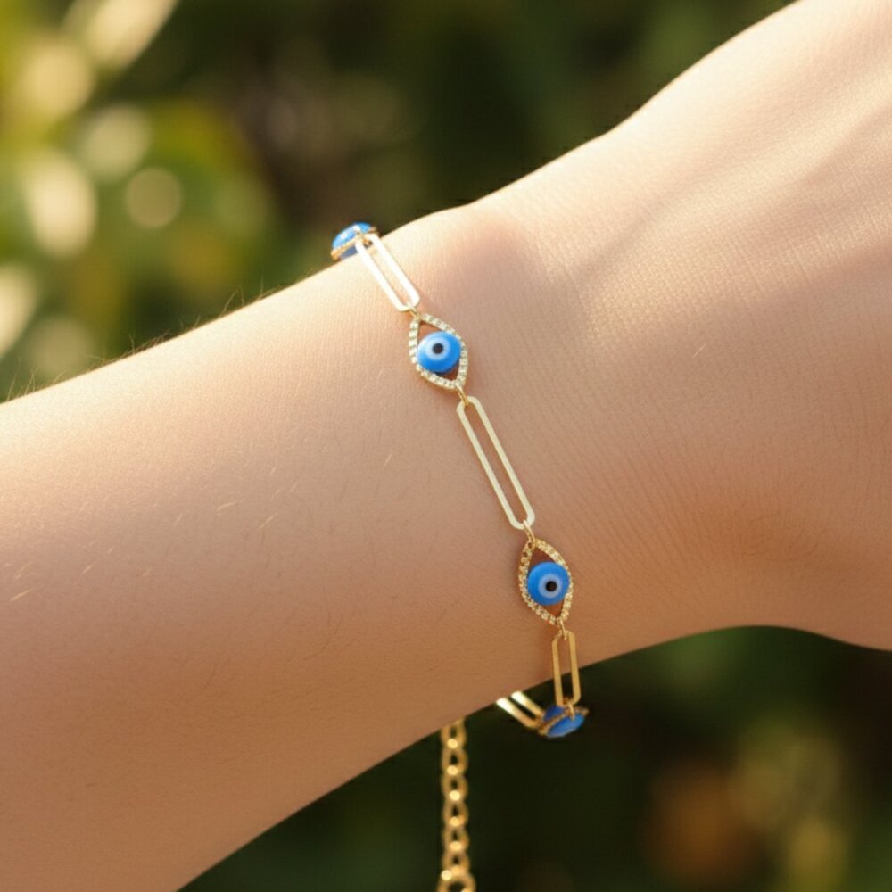 "Trendy Handmade Bracelet – A Stylish Gift for Women & Girls, MAR091455